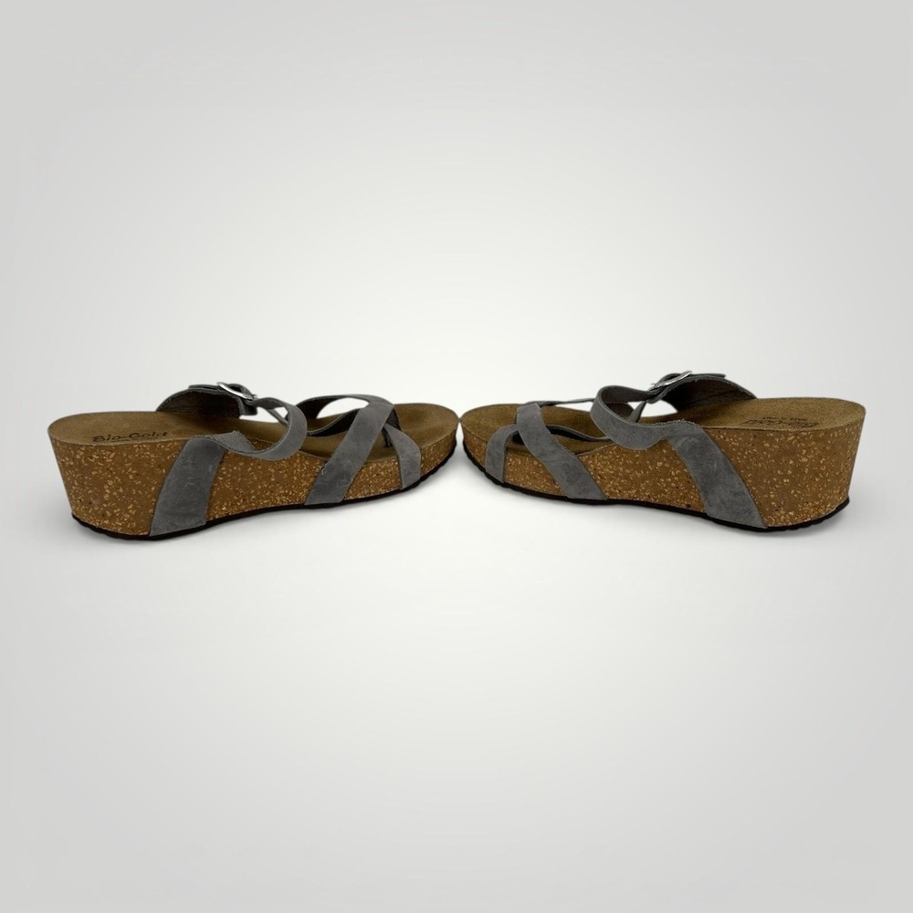 Bio-Gold Gray Suede Cork Wedge Sandals Womens 8 Italy Thong Comfort Shoes - Picture 12 of 14